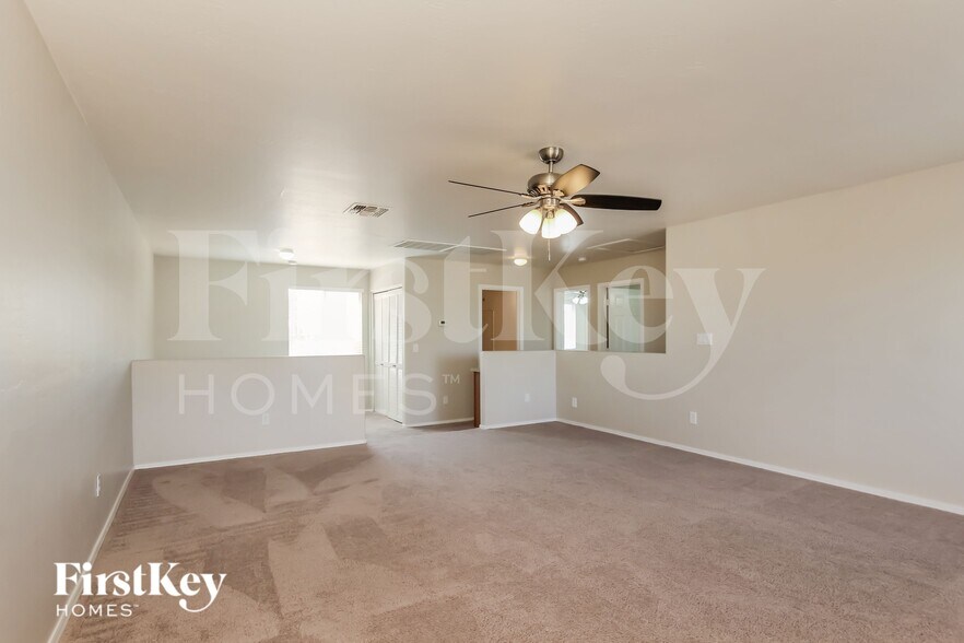 Building Photo - 850 S 223rd Ln