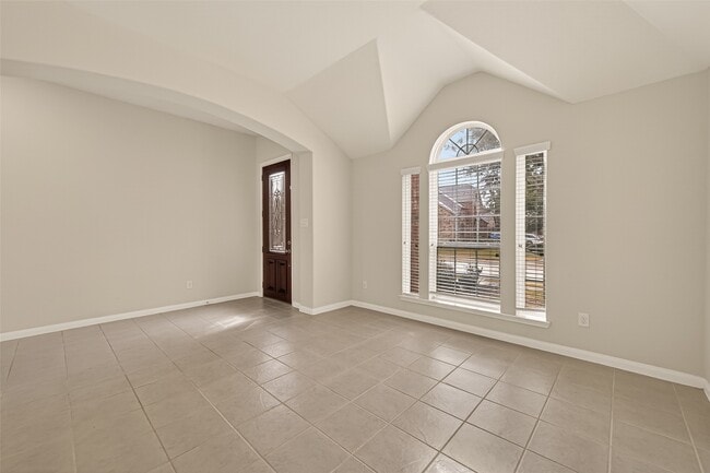 Building Photo - 17506 Waeback Dr