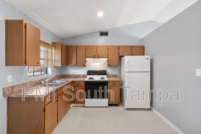 Building Photo - 9948 US-98