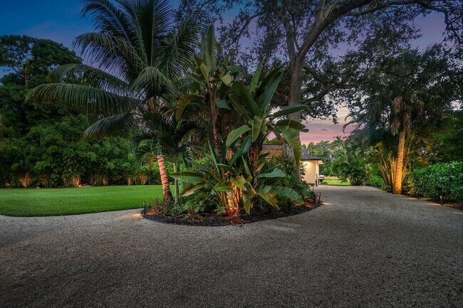 Building Photo - 12466 Quercus Ln