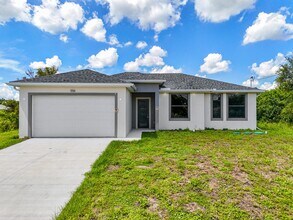 Building Photo - 556 Sherwood Ave S