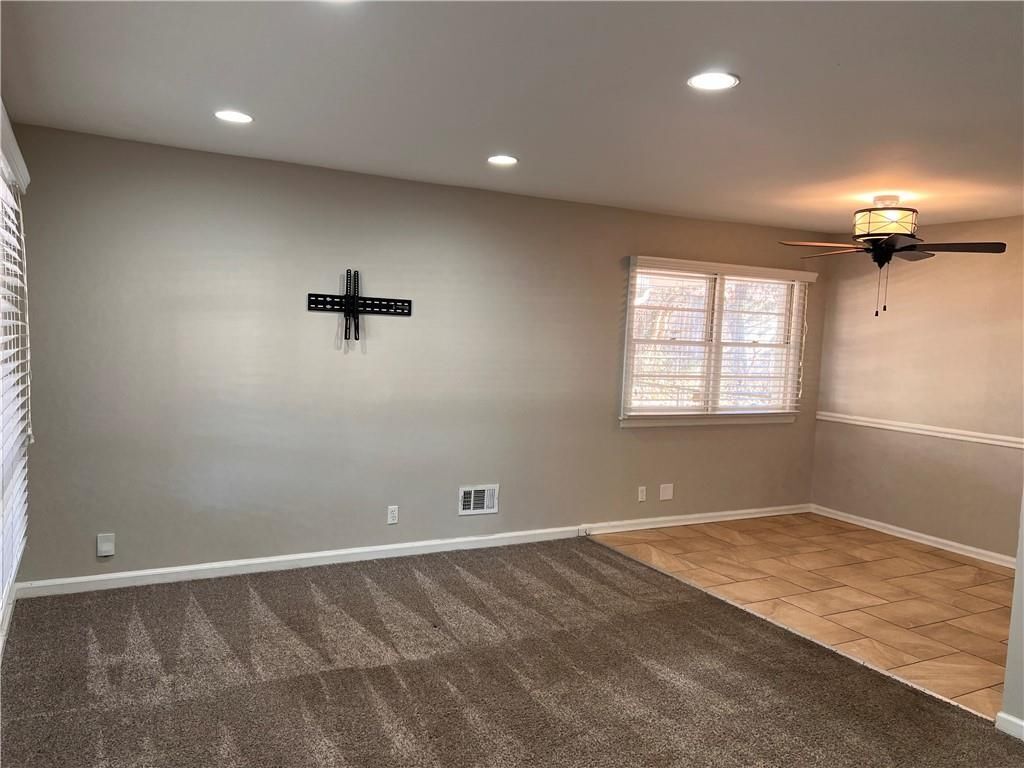 Building Photo - 2047 Panstone Ct SW