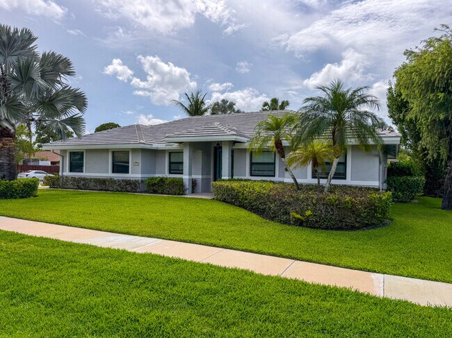 Building Photo - 13590 Callington Dr