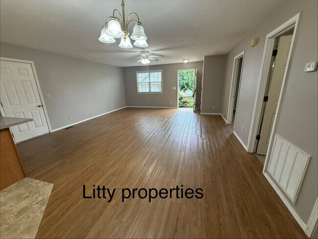Building Photo - 1509 Fair Park Cir