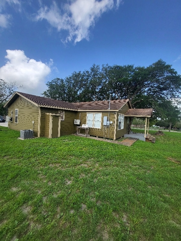 Building Photo - 9027 County Rd 748