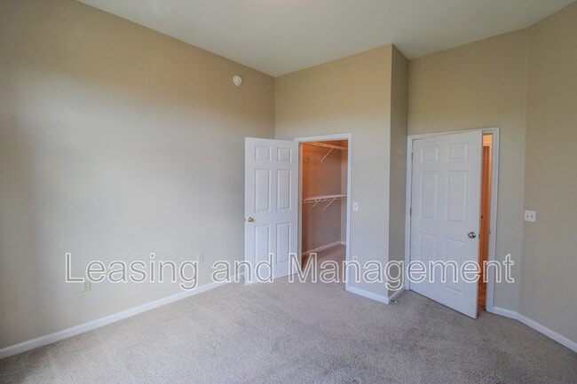 Building Photo - 2037 Telfair Way