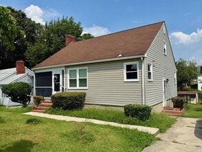 Building Photo - Large 3 bedroom / 2 bath house in Annapolis