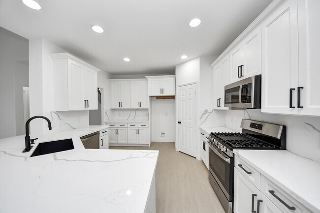 Building Photo - 21214 Lilac Meadows Ln