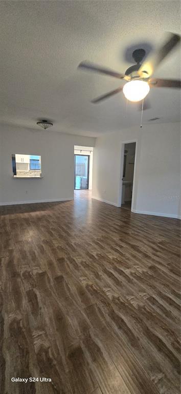 Building Photo - 6299 Arlington Ct