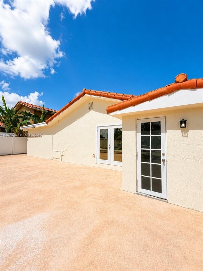 Building Photo - 3011 SW 117th Ave