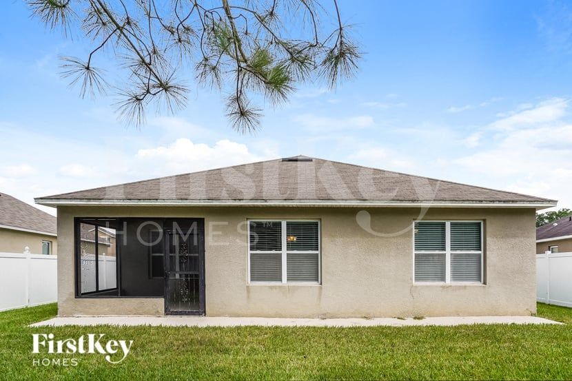 Building Photo - 16736 Citrus Pkwy