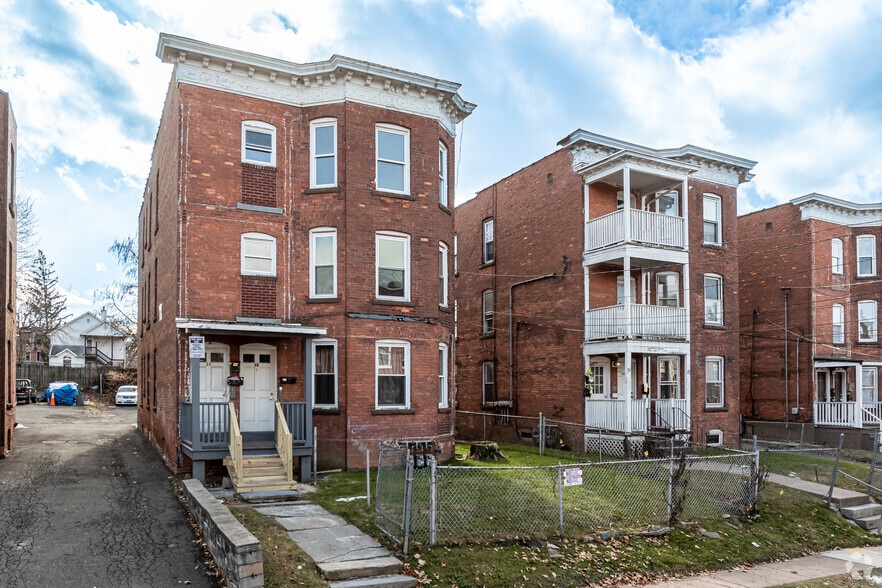 Building Photo - 18-24 York St