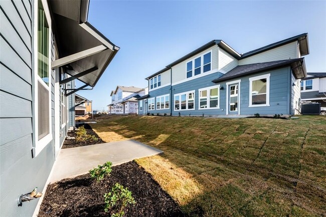 Building Photo - 1015 Vista View Dr