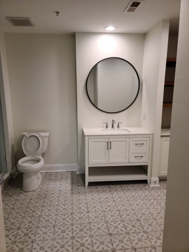 Primary Photo - Gorgeous 1 bedroom, 1 bathroom condo in Mo...