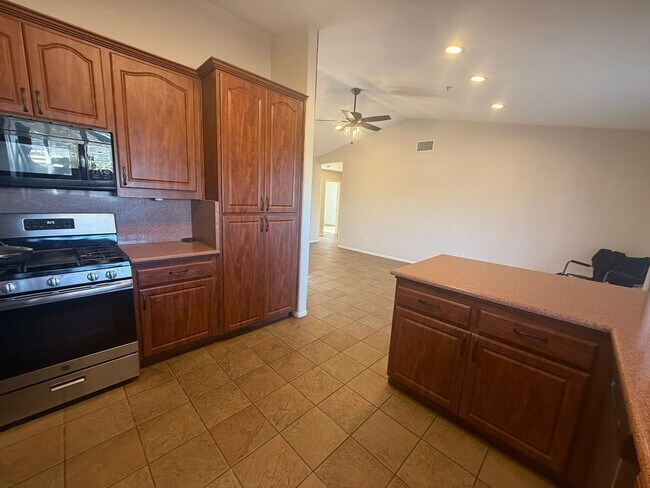 Building Photo - 4BR/2BA HOME w/ attached garage, usable land, fenced in back yard in CAMPO available!