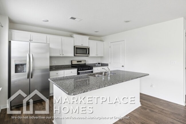 Building Photo - 1208 Cole Dr