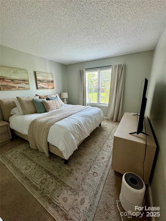 Building Photo - 9410 S Vicksburg Park Ct