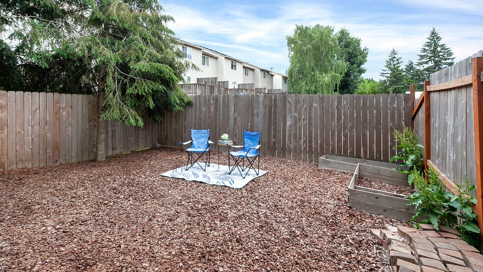 Building Photo - 17387 SW Novato Ln