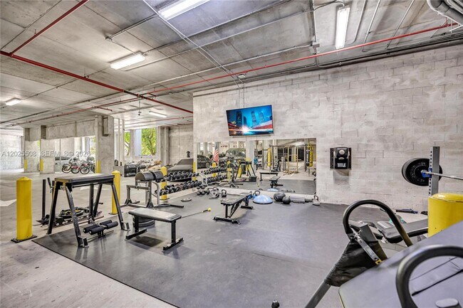 Building Photo - 7900 Harbor Island Dr