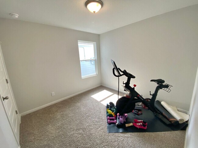 Building Photo - Modern Comfort Meets Peaceful Living – A s...