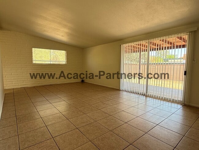 Building Photo - Corner Lot Three Bedroom Home