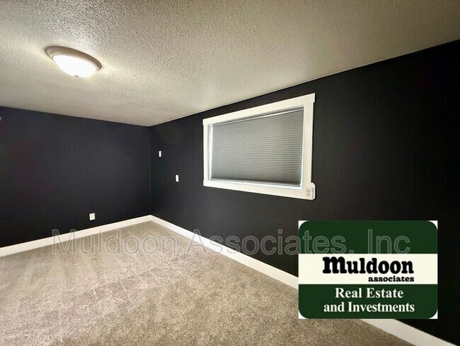 Building Photo - 3965 Colony Hills Cir