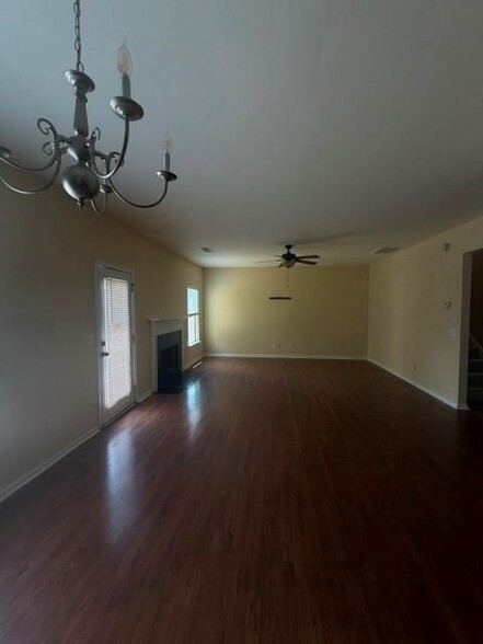 Building Photo - 1020 Capstone Ct