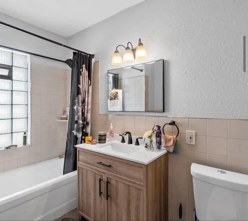 Building Photo - 748 N 34th St