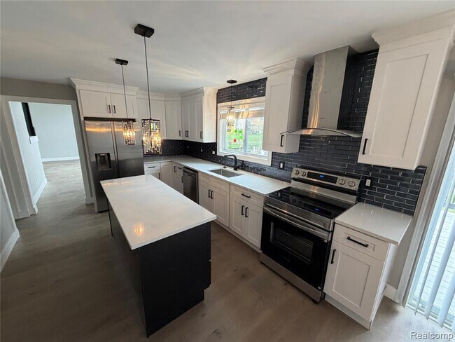Building Photo - 5140 Woodrun Ct