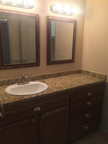 Building Photo - 8800 Camfield Way St