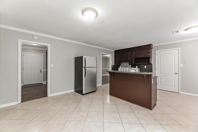 Building Photo - 7724 Peggy Dr