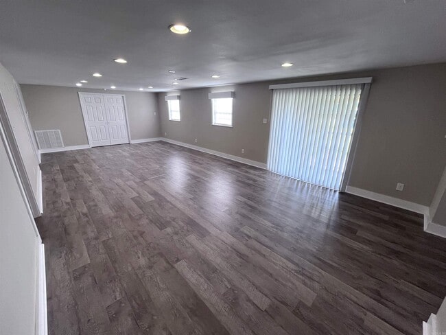 Building Photo - 2584 Black Jack Rd