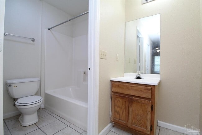 Building Photo - 601 N 61st Ave