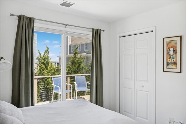 Building Photo - 846 Dune Rd