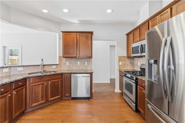 Building Photo - 5675 Falls Landing Dr