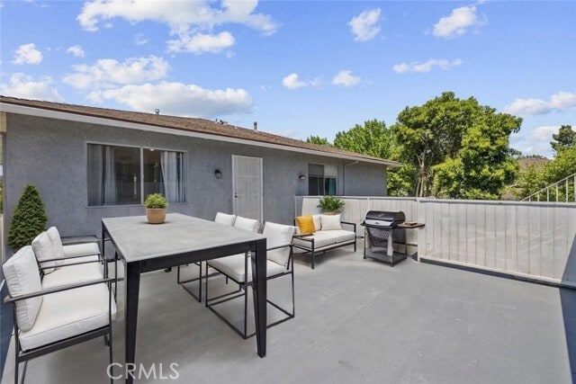 Building Photo - 28121 Robin Ave