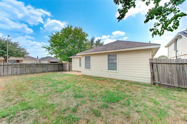 Building Photo - 6502 Wellington Meadows Dr