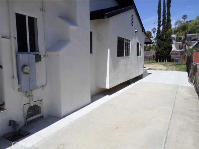 Building Photo - 1205 Neola St