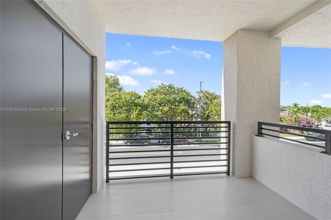 Building Photo - 4313 E 8th Ct