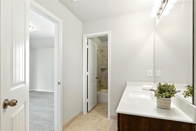 Building Photo - 29650 Yaupon Shore Dr