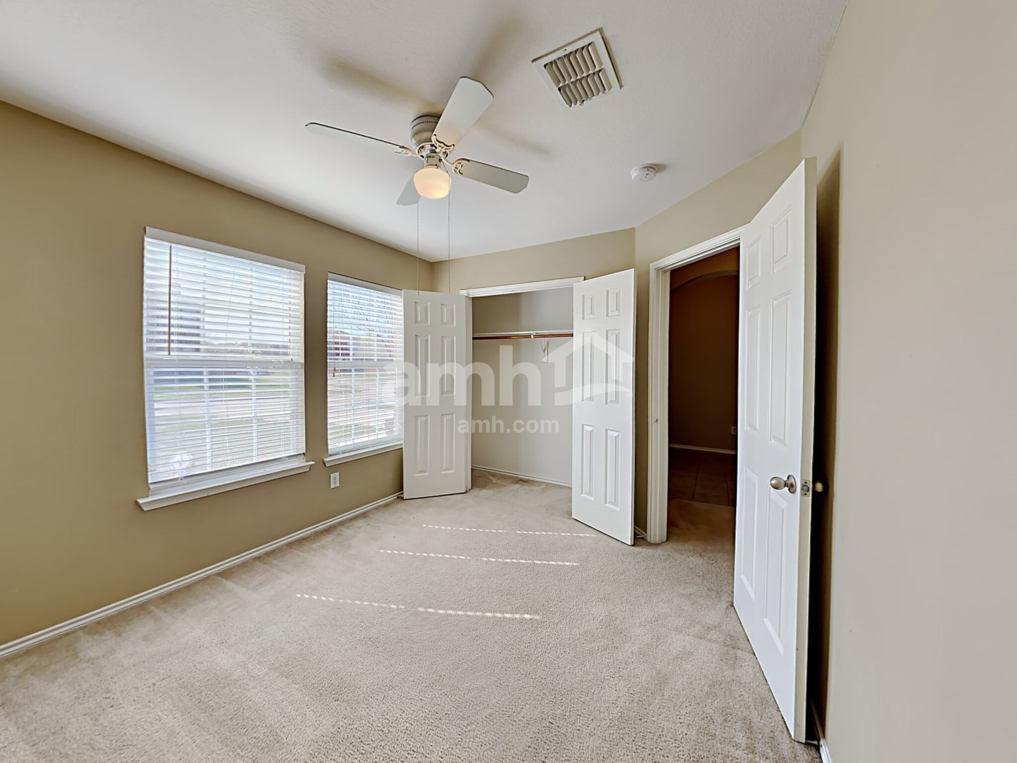 Building Photo - 1415 Spinnaker Way