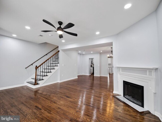 Building Photo - 4107 4th St NW