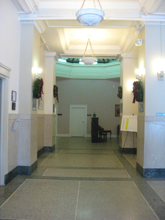 Main Entrance - Rumely Historic Apartments