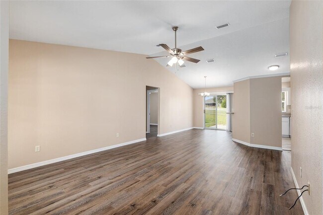 Building Photo - 2 Hemlock Radial Ct