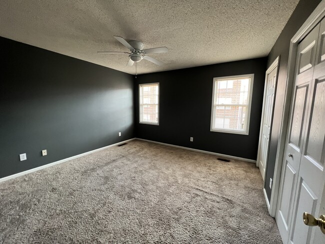 Rear Bedroom - 934 Spring Forest Rd