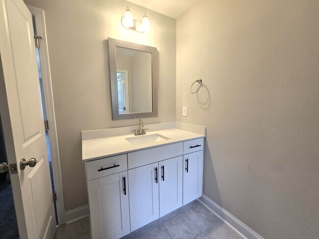 Building Photo - Raeford Rental