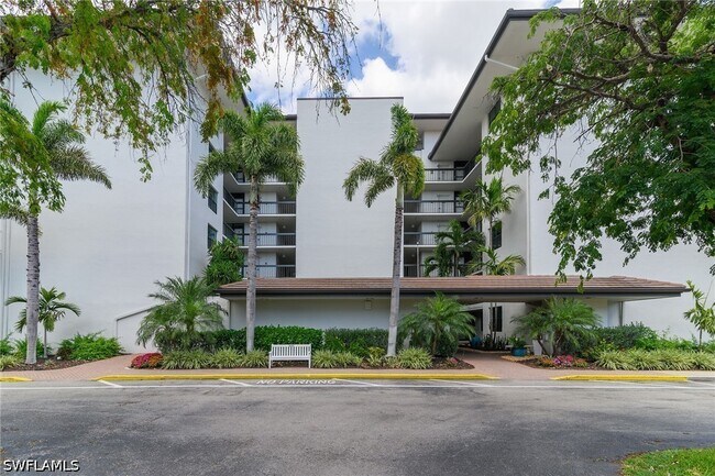 Building Photo - 591 Seaview Ct