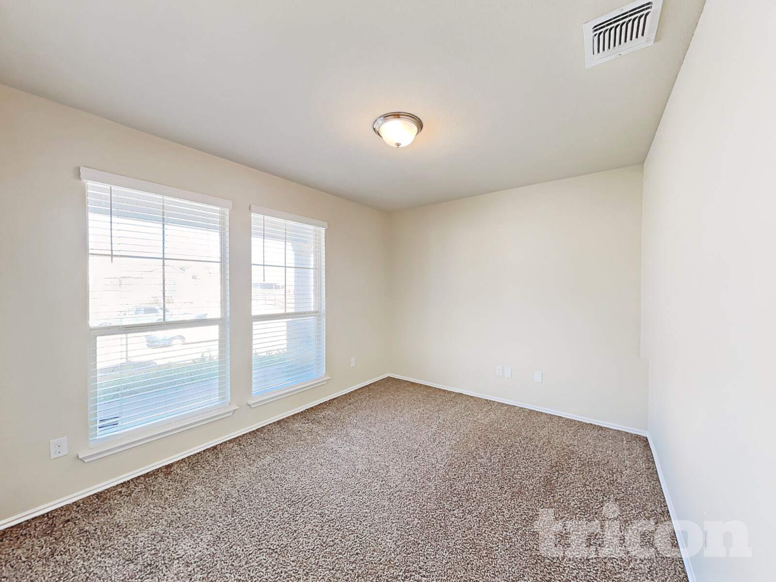 Building Photo - 1152 Ibis Falls Loop