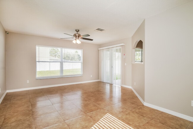 Building Photo - 1544 Loch Avich Rd