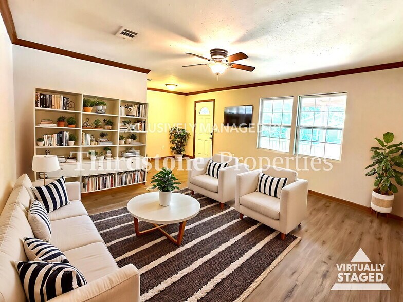 Building Photo - 156 Willow Branch Ave